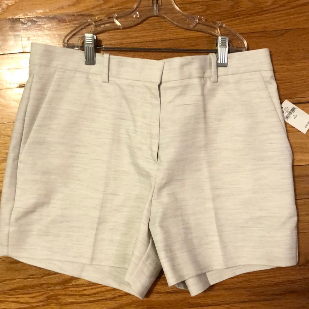 NWT Grey Gap tailored shorts